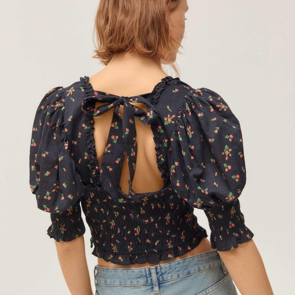 Urban Outfitters Black Floral Rose Print Puff Sleeve Smocked Blouse Top - Picture 3 of 11